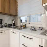 Efrosini Apartments