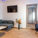 Efrosini Apartments